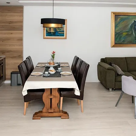 別荘 Beautiful In With Outdoor Swimming Pool, Wifi And 2 Bedrooms